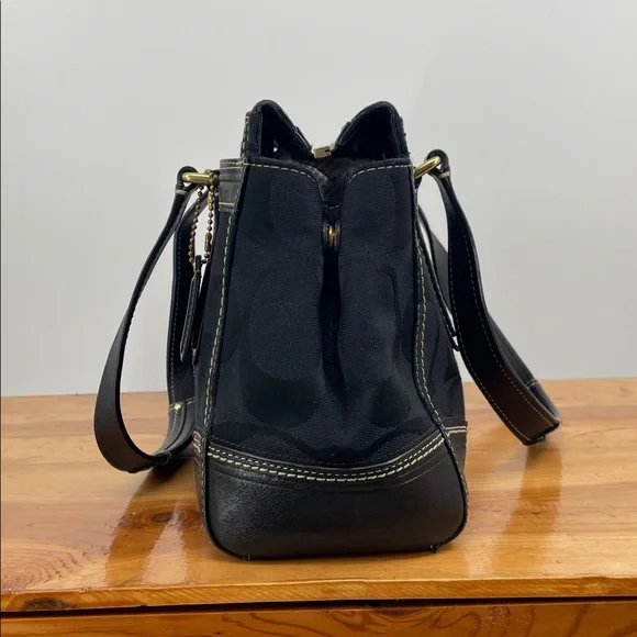 Coach y2k black Signature Hamptons Satchel bag - Picture 6 of 11